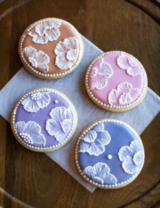 Brush embroidery cookies 